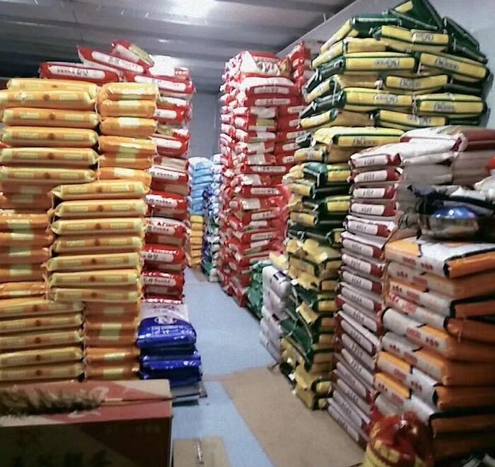 大米儲(chǔ)存?zhèn)}庫